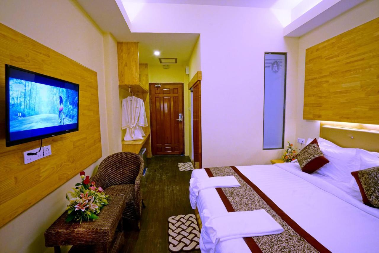 Relax Mandalay Hotel エクステリア 写真