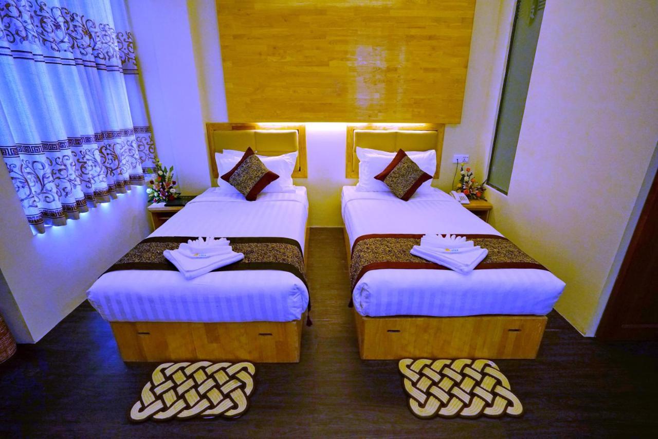 Relax Mandalay Hotel エクステリア 写真